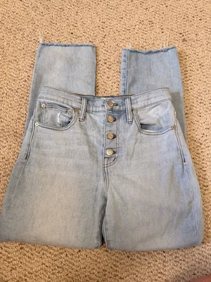 Madewell High Rise Slim Crop Boyjean 25‎ Light Wash Button Fly Raw Hem Jeans thumbnail 2