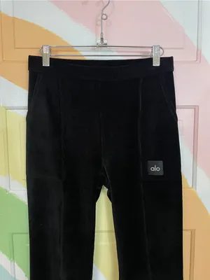 Alo Yoga Micro Corduroy Winter Break Set Mock Neck Quarter Zip & Pants ❤️🎀 thumbnail 6