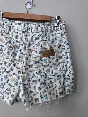 Wrangler Donna High Rise Shorts thumbnail 10