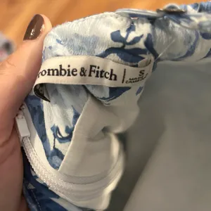 Abercrombie dress thumbnail 3