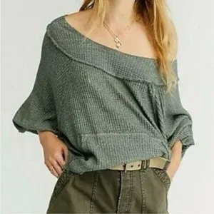 We The Free Free People Westend Thermal Waffle Top Size Large in Green thumbnail 1