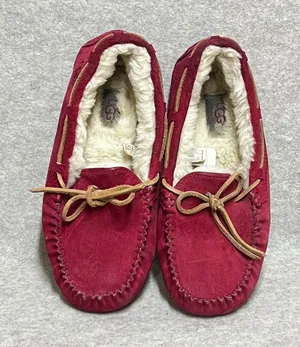 UGG Australia Dakota Sangria Pink Suede Moccasin Slippers 5612‎ Womens 7 GUC thumbnail 1
