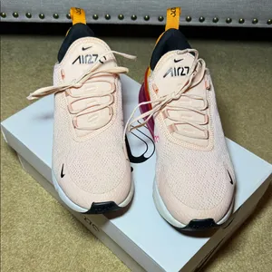 Nike Air Max 270 Light Pink and Orange Sneakers thumbnail 2