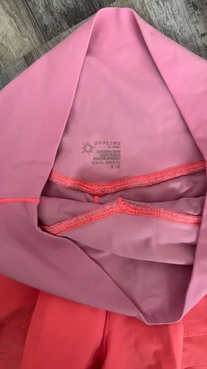 Women’s Aerie OFFLINE shorts  thumbnail 2