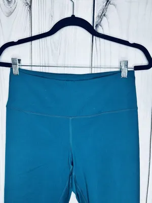 Yogalicious Cropped Athletic Leggings Womens Large (28x21) Deep Teal Blue thumbnail 2