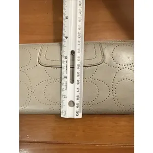 Coach Ashley Perforated Signature C Pattern Accordion Zip Wallet SilverTone Logo thumbnail 13