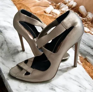 RUPERT SANDERSON Gold Leather Heels Size 36 / US 6 thumbnail 1