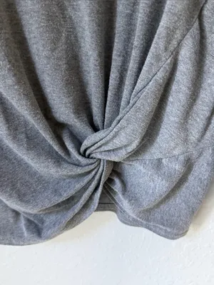 Gray Long-Sleeve Twist-Hem Top with V-Neck and Crisscross Detail Size Large thumbnail 4