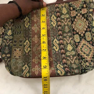 Unique green brown VTG boho tapestry crossbody shoulder tote bucket bag purse PU leather straps & interior cottage-core thumbnail 4