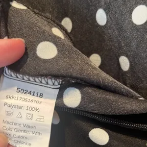Women’s Black and White Polka Dot Skirt Size Large thumbnail 10
