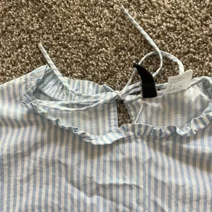 H&M Blouse Long Sleeve Ruffled Collar and Hem Blue Vertical Stripes Zip Small thumbnail 3
