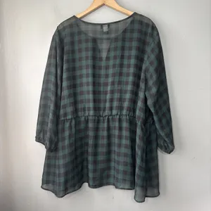 Torrid Sheer Top Plus Size 3 3X Green Black Checkered Gingham Peasant Babydoll thumbnail 4