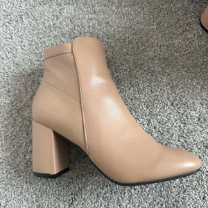 Lulus MIA Nude Heels  thumbnail 3