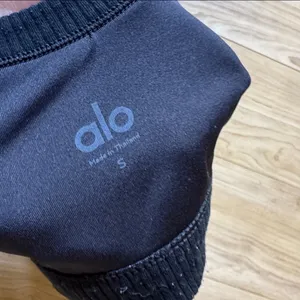 ALO Yoga Black Ribbed Sports Bra thumbnail 4