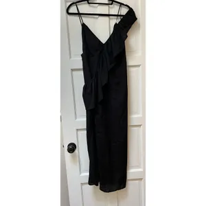 NWT NEW For Love and Lemons Black Flamenco‎ Maxi Dress Large LBD Off-Shoulder thumbnail 3