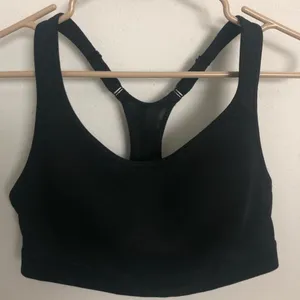 Champion Black Sports Bra NWOT thumbnail 1