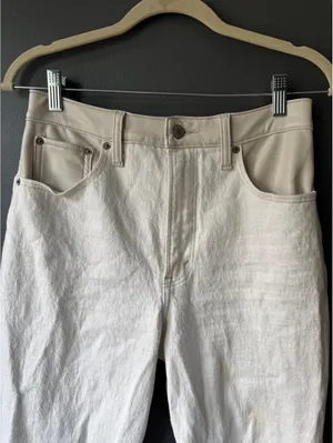 Abercrombie & Fitch 90’s Straight Ultra High Rise Cream Jeans Size 29 thumbnail 3