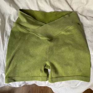 JoyLab Crossover Biker Shorts thumbnail 1