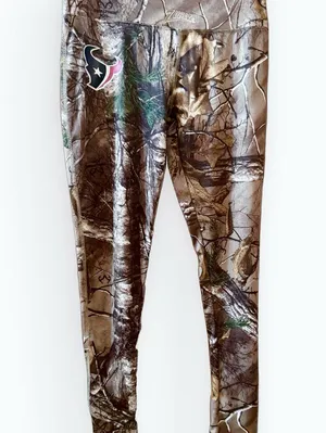 Woman’s Houston Texans Realtree Brown Camouflage Leggings thumbnail 1