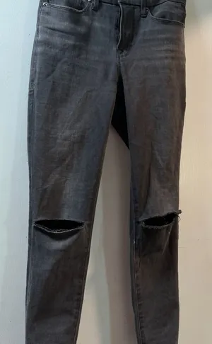 Good American Distressed Black Women's Jeggings thumbnail 1