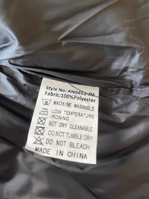Amazon Black Cropped Puffer Vest thumbnail 4
