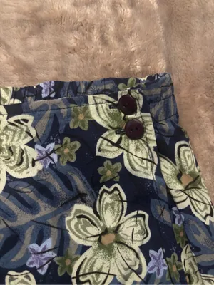 Sag Harbor Petite Pencil Skirt Women’s Size M Navy Floral with Border Print thumbnail 6