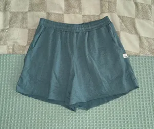 Vuori Women's Boyfriend Shorts size XS thumbnail 1
