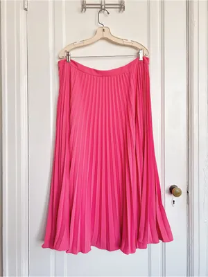 Boden • Kristen Pleated Skirt in Strawberry Shortcake Pink midi coral accordion thumbnail 11