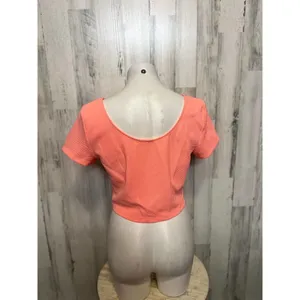 H&M Hot pink crop top thumbnail 3