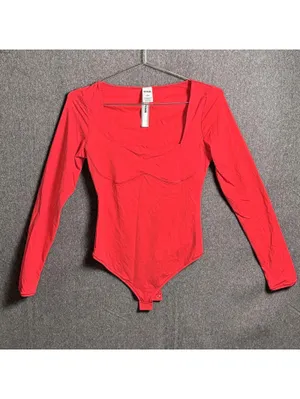 PINK Victoria's Secret Red Long Sleeve Bodysuit Size M thumbnail 2