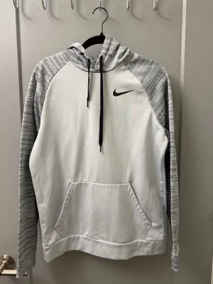 Nike Dri-Fit Fleece Hoodie thumbnail 5