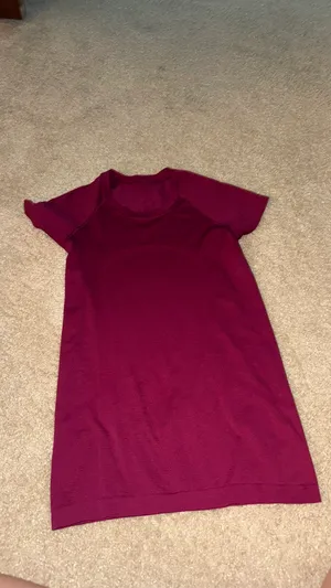 Lululemon Swiftly Tech Short Sleeve Shirt thumbnail 4