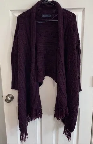 Zara size medium‎ sweater thumbnail 1
