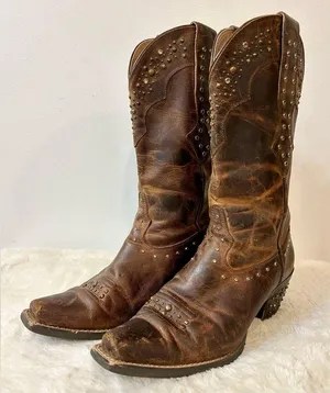 Ariat Womens Rhinestone Cowgirl Boots in Sassy Brown Size 7 thumbnail 2