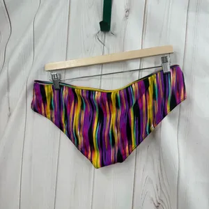 Express Women’s Large Purple Patterned Bikini Swim Beach Ocean Pool thumbnail 6