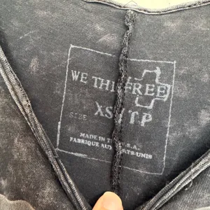We The Free Free People‎ Heart Beat Graphic Tank Top Acid Wash Black XS thumbnail 3