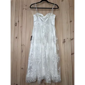 NWT Lulus My Darling Daydreamer White Lace Bustier Midi Dress Cocktail Size S thumbnail 5