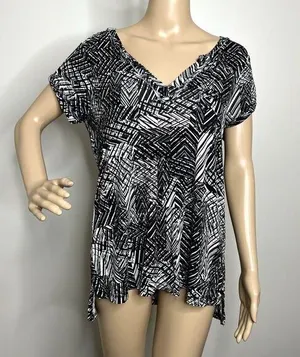 Cable & Gauge Patterned Short Sleeve Tee thumbnail 1