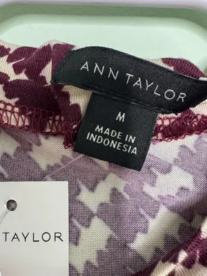 Ann Taylor Mock Neck Houndstooth Blouse Burgundy Cream Medium NWT Popover thumbnail 8