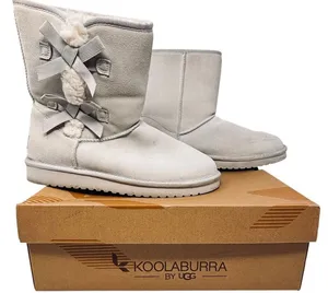Koolaburra by UGG Boots Gently used, with Original Box thumbnail 1
