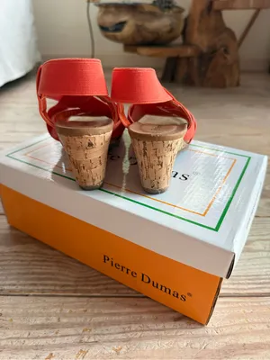 Pierre Dumas Gemma-6 Orange Wedge Sandals Size 6M thumbnail 4