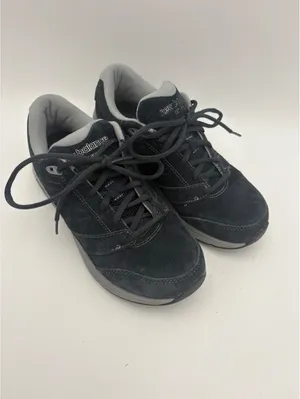 New Balance $155 928NV3 Womans Size 6 Suede Sneaker Shoes Ultra Comfort Classic thumbnail 2