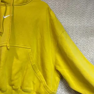 Nike Center Swoosh Yellow Oversized Boxy Pullover Hoodie‎ Streetwear Small thumbnail 6