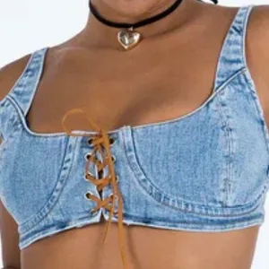 Bailey blue Denim Crop Top NWOT thumbnail 2