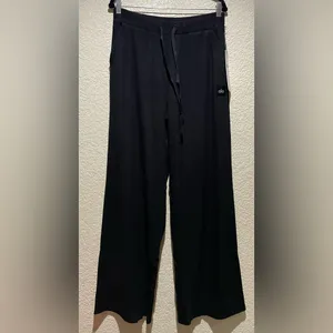 Alo NWT Muse Wide Leg Pants Black & Drawstring, Pockets Size S thumbnail 4