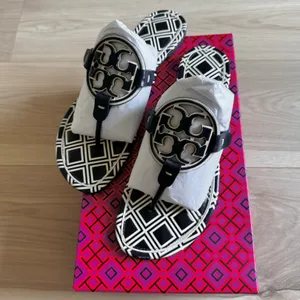 Miller Metal Sandals Navy 8.5 thumbnail 4