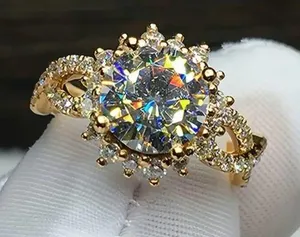 Gorgeous Round Gold CZ Statement Ring Size 7 thumbnail 1