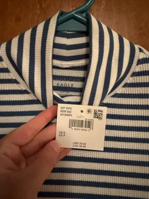American Eagle Cropped Turtleneck thumbnail 2