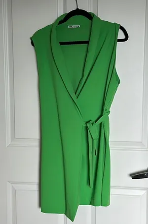 Beautiful, adorable wrap, blazer dress, Zara, green size large thumbnail 1