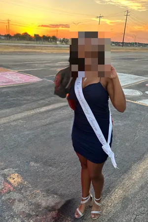 Navy Blue Homecoming Windsor Dress thumbnail 2